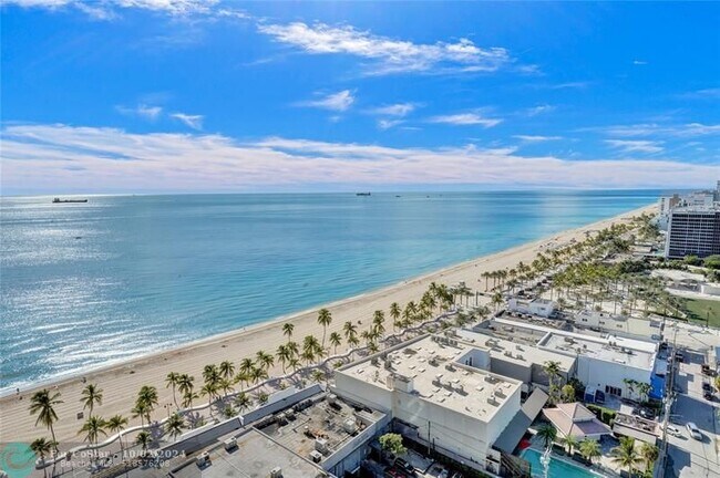 Building Photo - 101 S Fort Lauderdale Beach Blvd