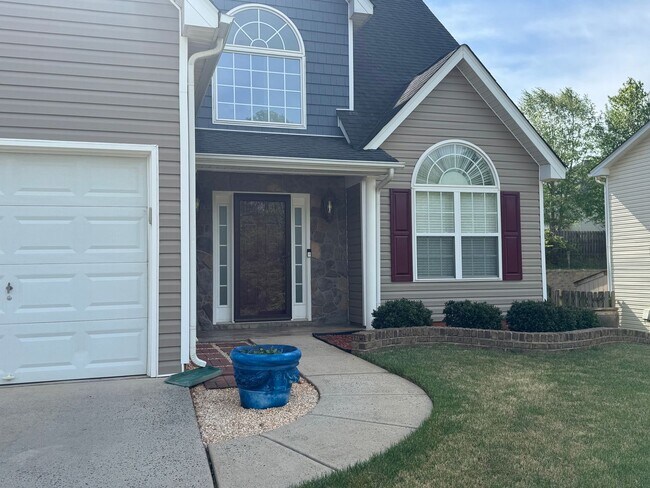 Building Photo - Four Bedroom Home in Curtis Pond