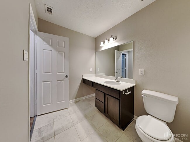 Building Photo - 20923 Cullen Ranch Rd