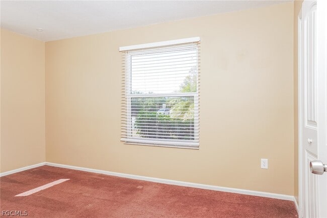 Building Photo - 7436 Sunnybrook Blvd