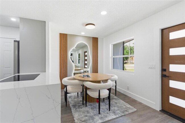 Building Photo - 6713 S Mascotte St