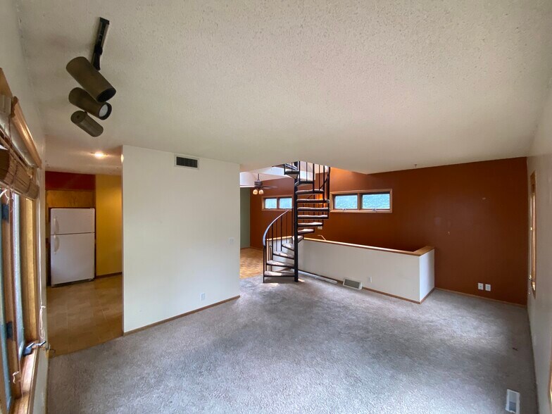 Living room (main level) - 2313 22nd Ave S