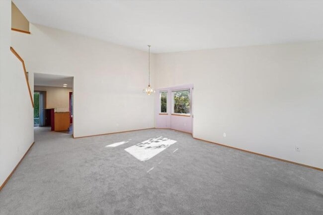 Building Photo - 4 bedroom in Maple Valley WA 98038