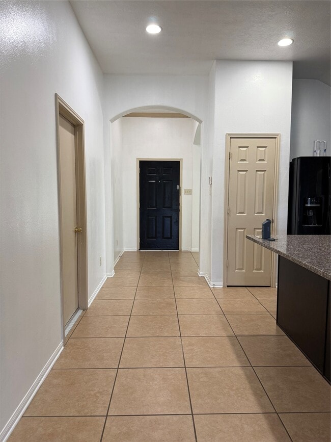 Building Photo - 20710 Rainmead Dr