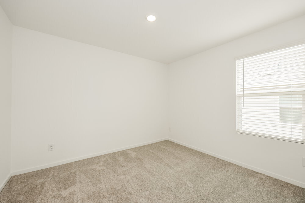 Building Photo - 2225 Crested Saguaro St