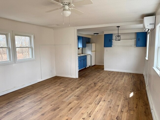 Building Photo - 12 Hayes St