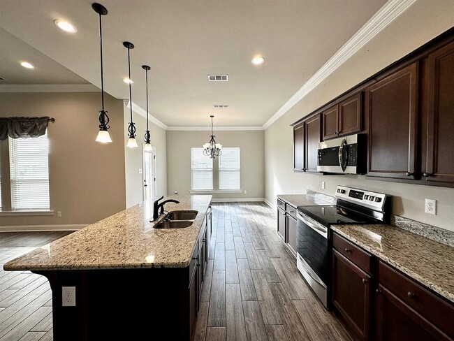 Building Photo - 10036 Dunleith Lp