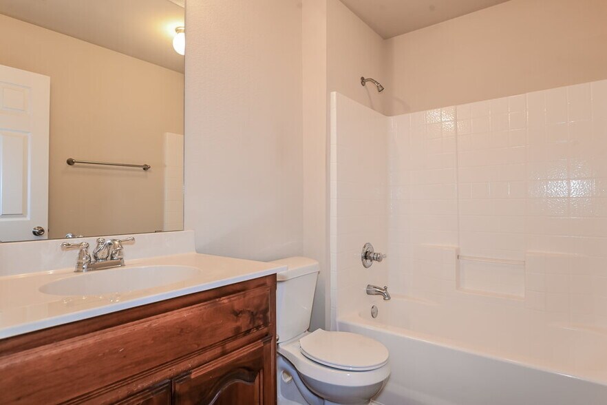 Building Photo - 12817 Purdue Dr