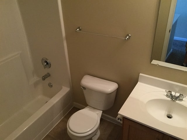 Building Photo - 5303 Rivers Edge Blvd