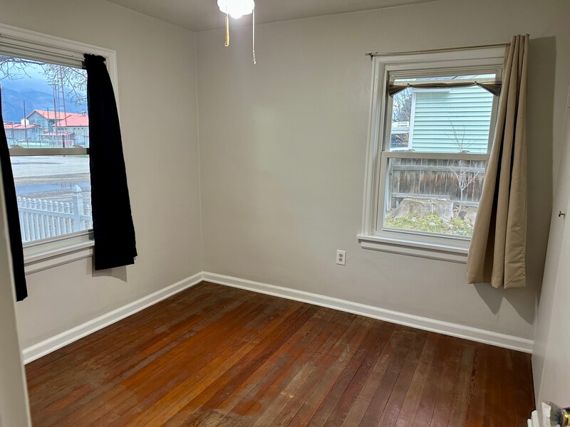 Building Photo - 114 Taulman St