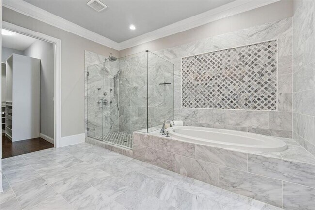 Building Photo - 1106 Briar Cove Cir