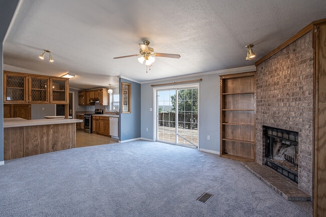 Building Photo - 49 Las Tusas Rd