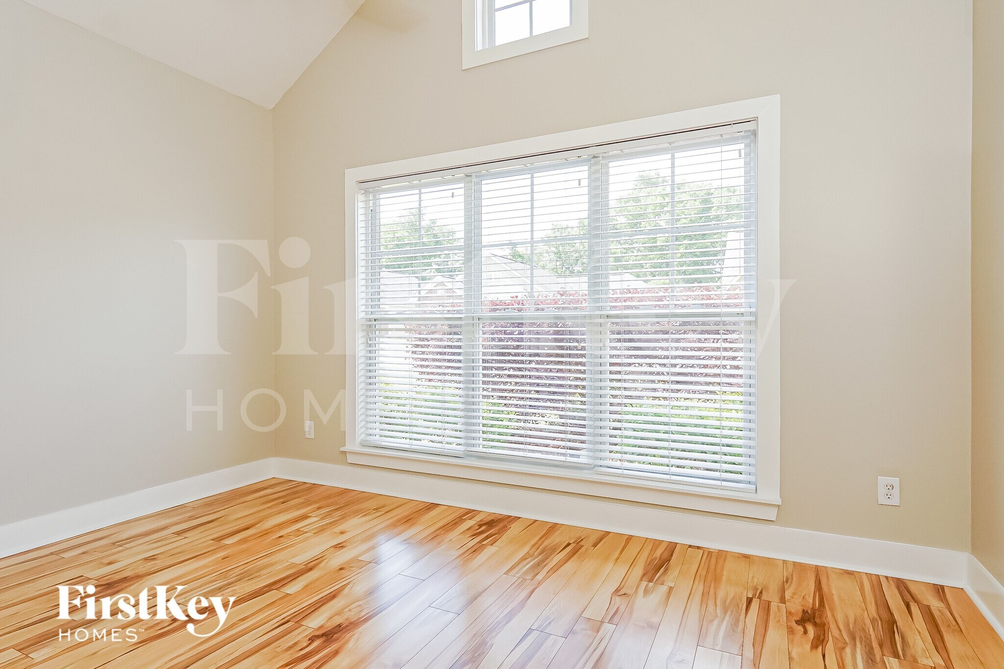 Building Photo - 247 Stonecreek Pl