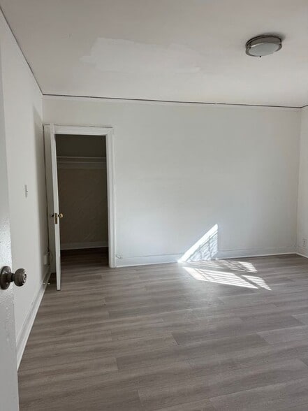 Building Photo - 101 S Cordova St