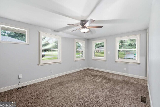 Building Photo - 1171 Starline Dr