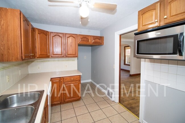 Building Photo - 1294 Winston Rd