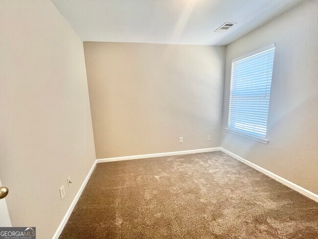 Building Photo - 4713 Autumn Rose Trail