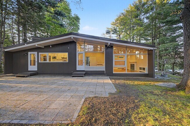 Building Photo - 36 Harmony Hill