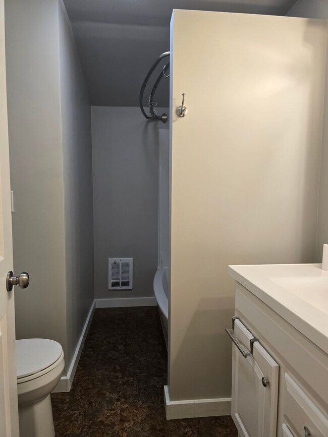 Building Photo - 12911 Gravelly Lake Dr SW