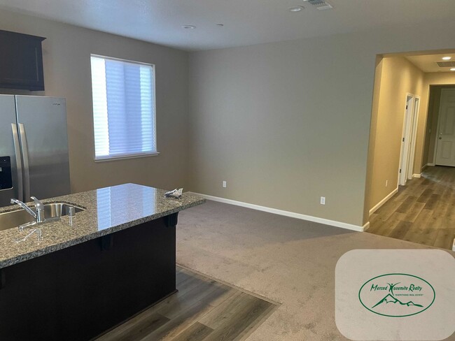 Building Photo - 4461 Andrea Dr
