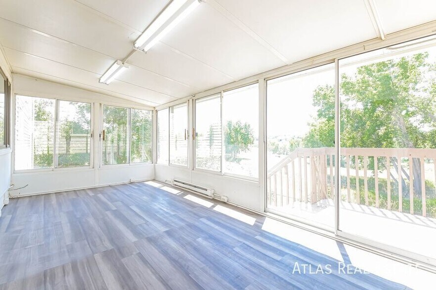 Building Photo - 4497 S Argonne Way