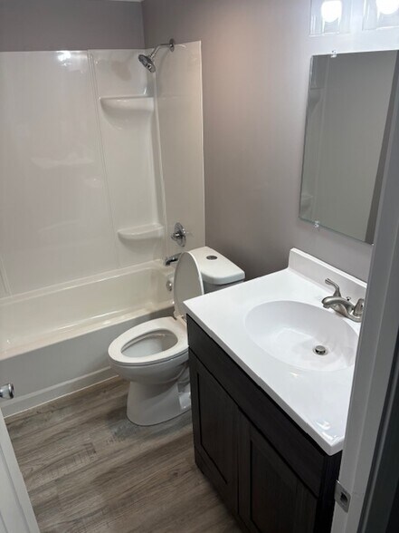 Building Photo - 4221 Brown St