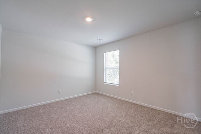 Building Photo - 1004 Bergamot Rd