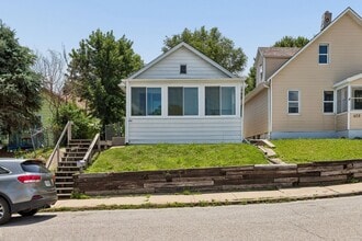 Building Photo - Charming 2 Bedroom In Little Italy Near Old Market and Downtown!!