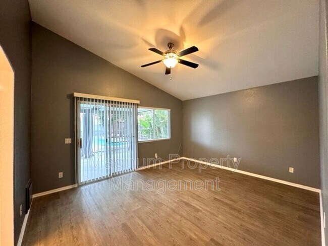 Building Photo - 30594 Glaspell Ct