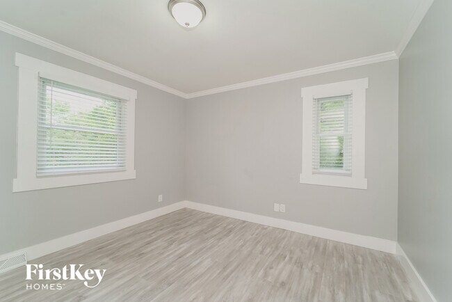Building Photo - 4039 Seaforth Dr