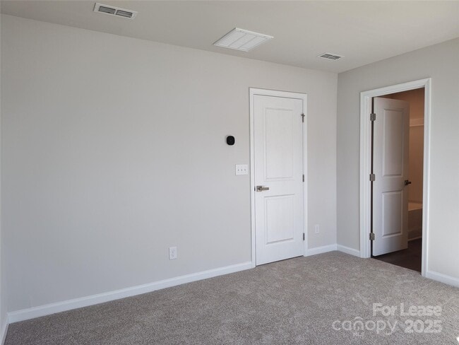 Building Photo - 8031 Sinnet Pl