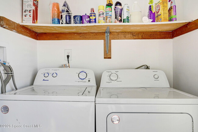 Building Photo - 436 Sailfish Ave