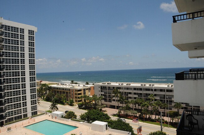 Building Photo - 525 N Ocean Blvd