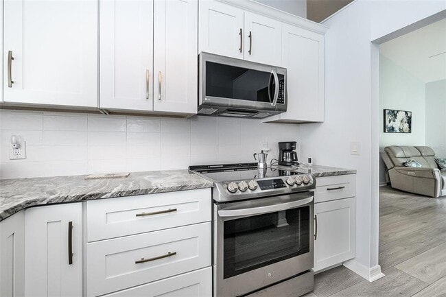 Building Photo - 19584 Carob Ct