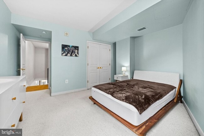 Building Photo - 631 D Street NW