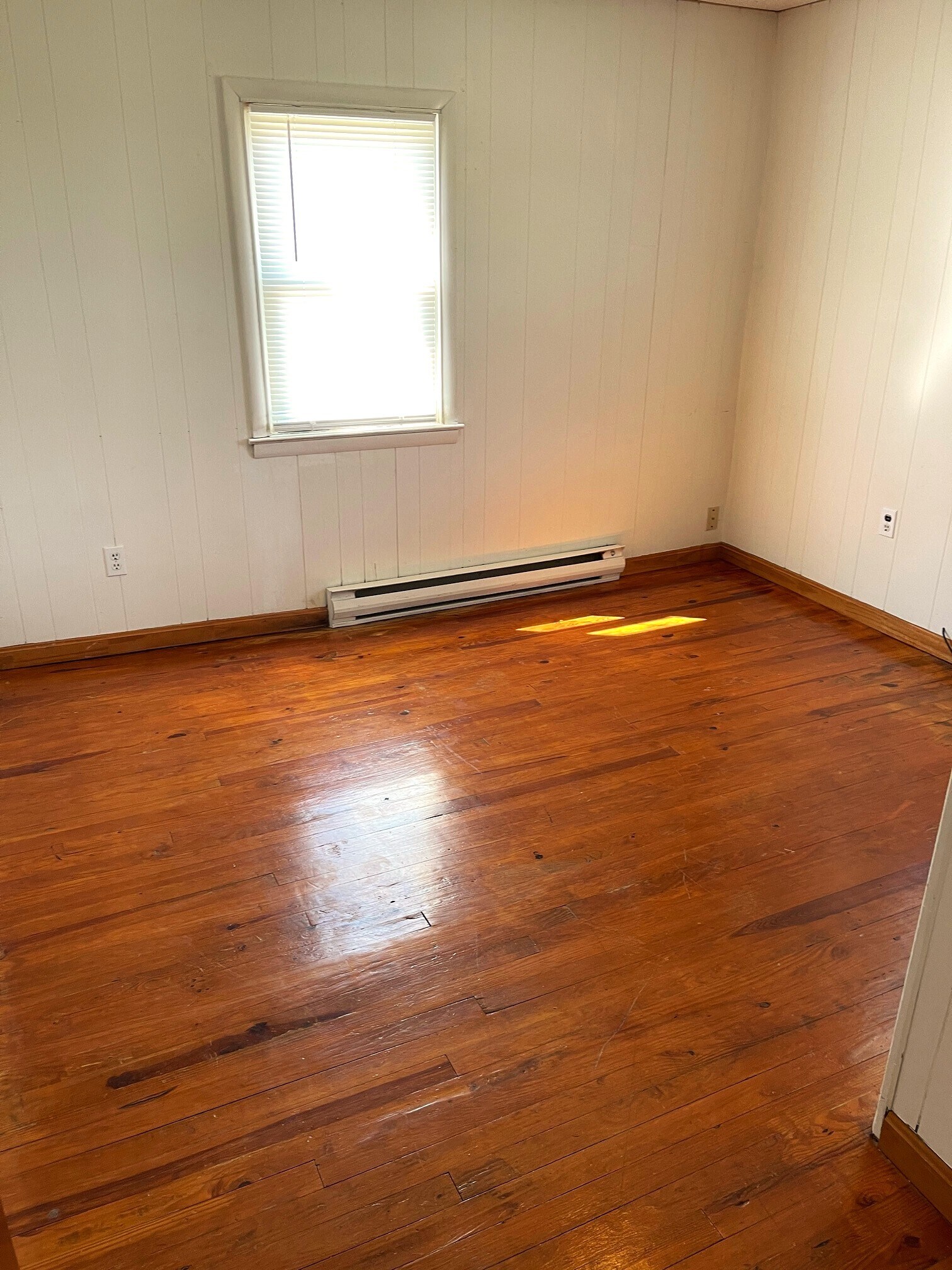 Bedroom - 1720 Freeland Rd
