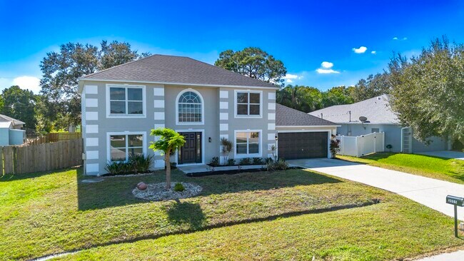 Building Photo - 2056 SW Grant Ave