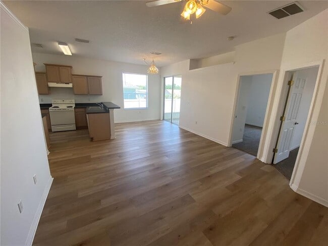 Building Photo - 414 Ryans Ridge Ave