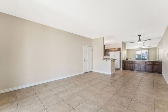 Building Photo - Modern Gated Condo with Stylish Upgrades & Resort-Style Amenities!