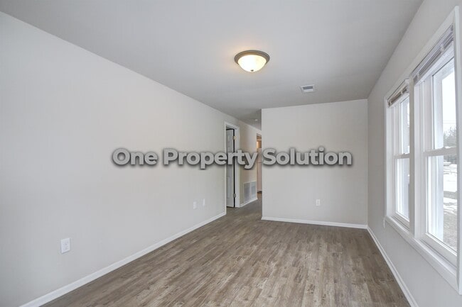Building Photo - 4589 Hayes St