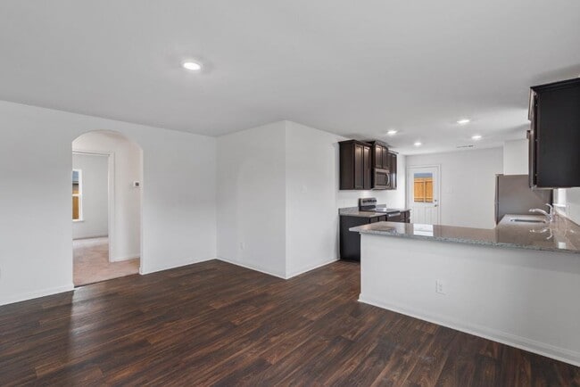 Building Photo - 173 Allington Cir