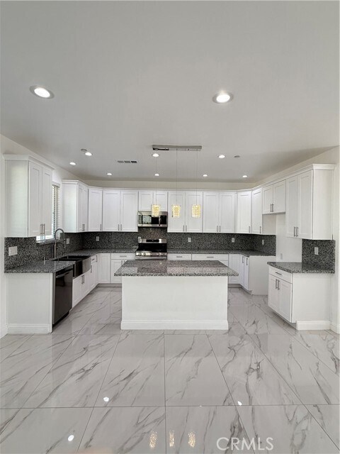 Building Photo - 2199 Whitman Way