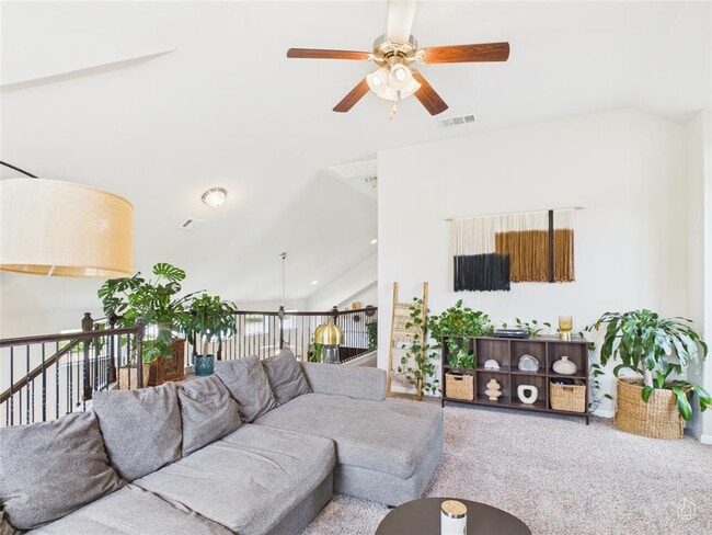 Building Photo - 9310 Tanager Way