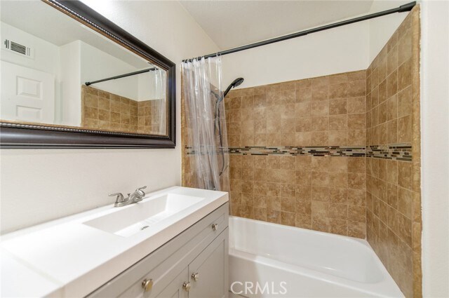 Building Photo - 2515 Pointe Coupee