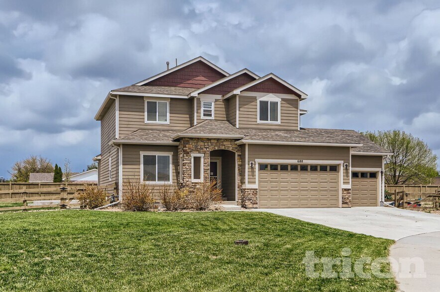 Building Photo - 688 Arches Ct