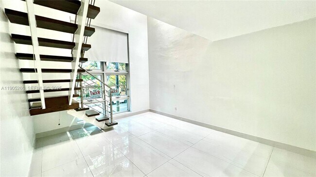 Building Photo - 234 Antiquera Ave