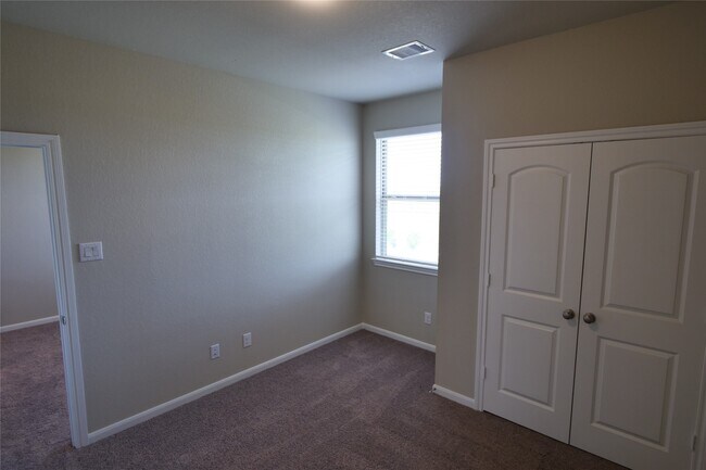 Building Photo - 5110 Pr Ter Ln