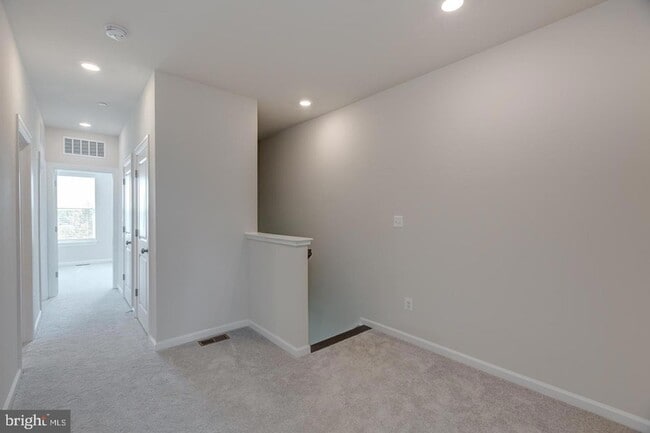 Building Photo - 43357 Radford Divide Ter