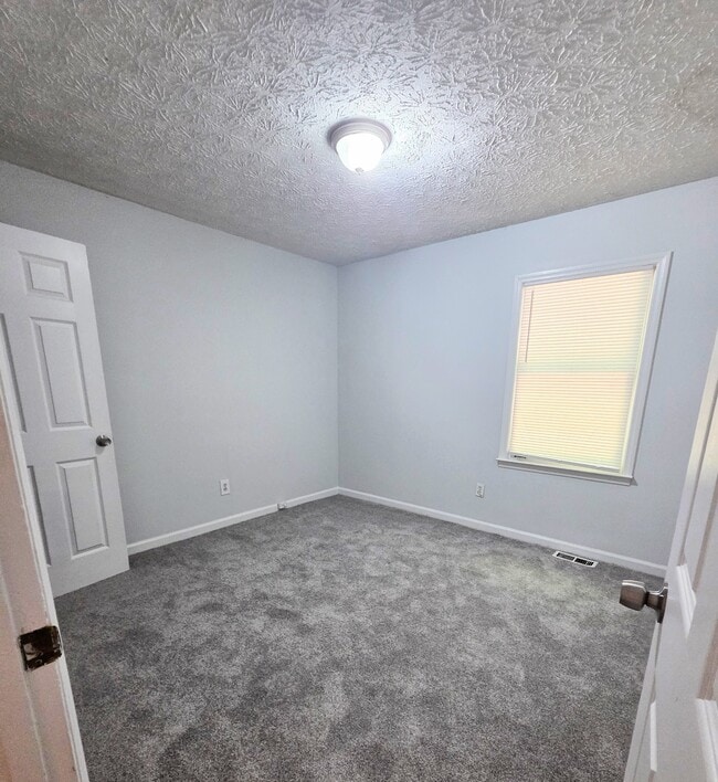 Building Photo - 4438 Coopers Creek Dr SE