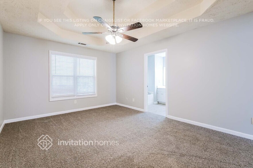 Building Photo - 421 Oak Vista Ct